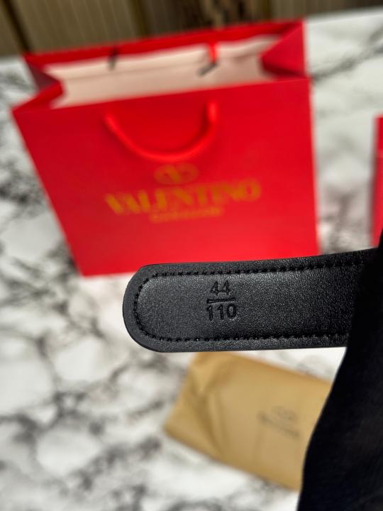 Valentino_Garavani_VLogo_Signature_belt_with_box_and_dusty_bag_including_carrybag_(V45-tan)