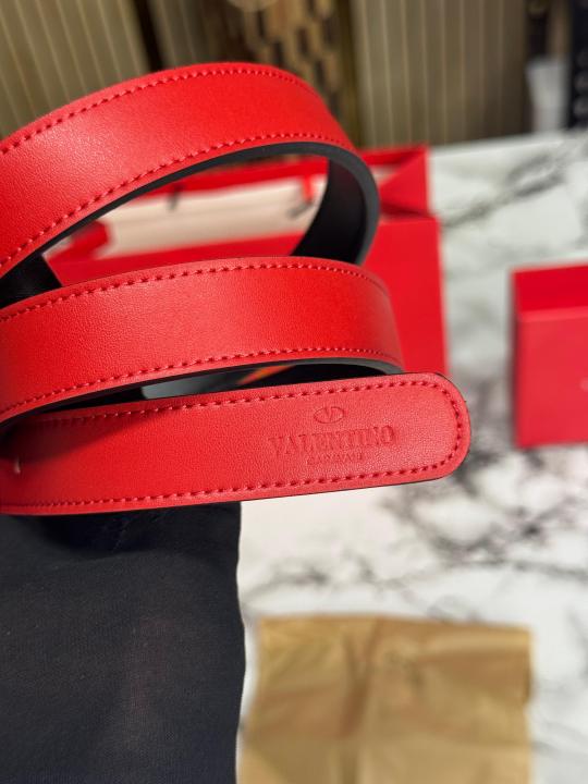 Valentino_Garavani_VLogo_Signature_belt_with_box_and_dusty_bag_including_carrybag_(V45-red)