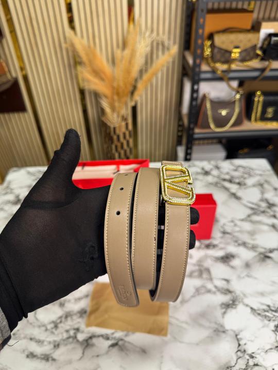 Valentin_o_Garavani_V-Shaped_Premium_Ladies_Belt_With_Box_Dust_Bag_Includes_CarryBag_(V44-Khaki)