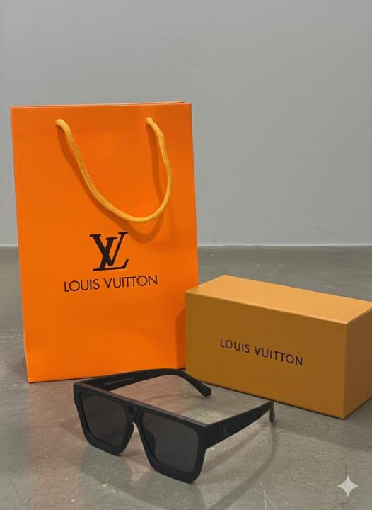 LOUI_IS VITTON UNGLASS D-39