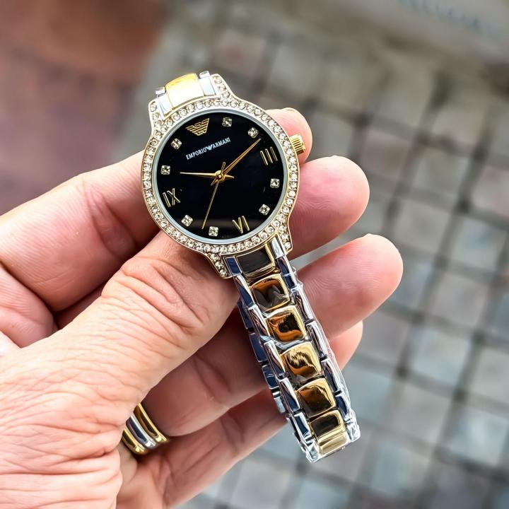 Emporio Arma_i for her