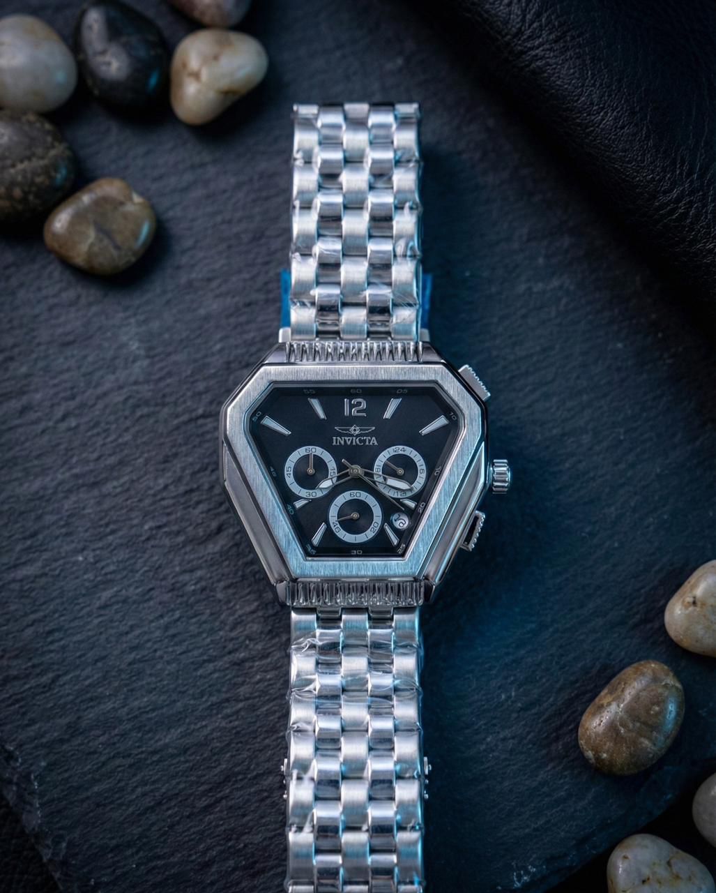INVICTA AVIATOR MENS WATCH