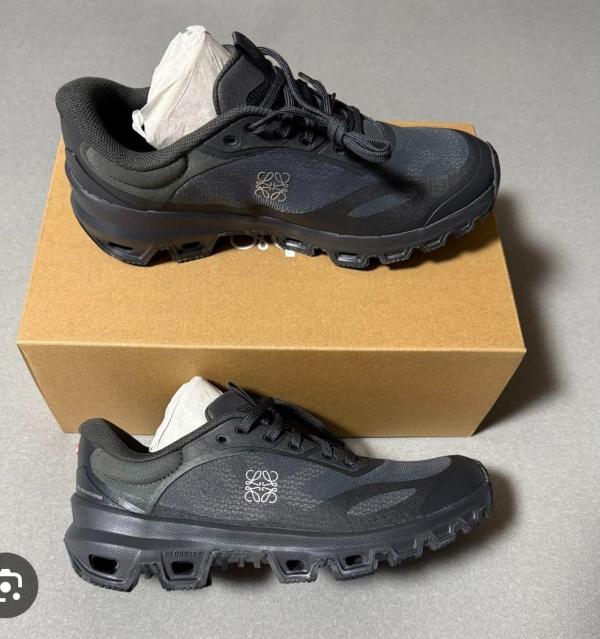 On Running Cloudventure 2 LOEWE Gunmetal Black 518