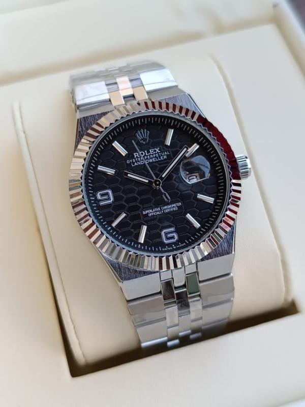 ROLE_X LAND DWELLER QUARTZ BLACK MOVEMENT WATCH