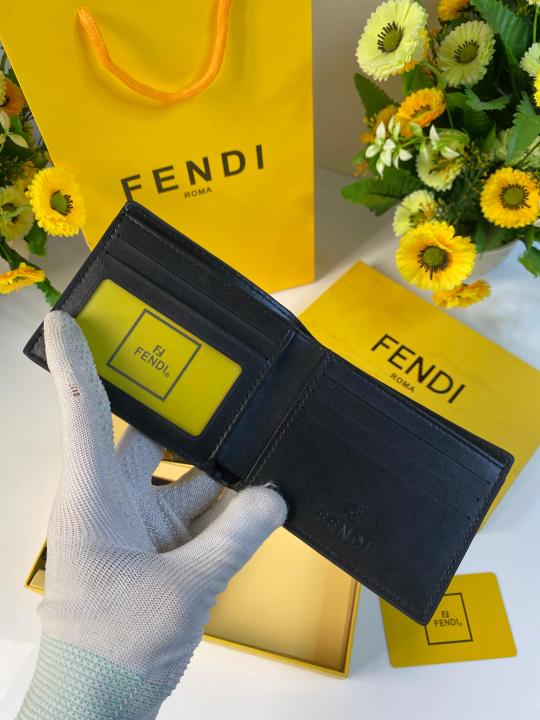Fend_i premium wallet combo wid og box & accessories