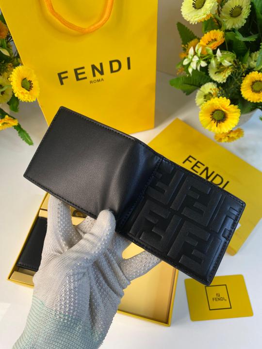 Fend_i premium wallet combo wid og box & accessories