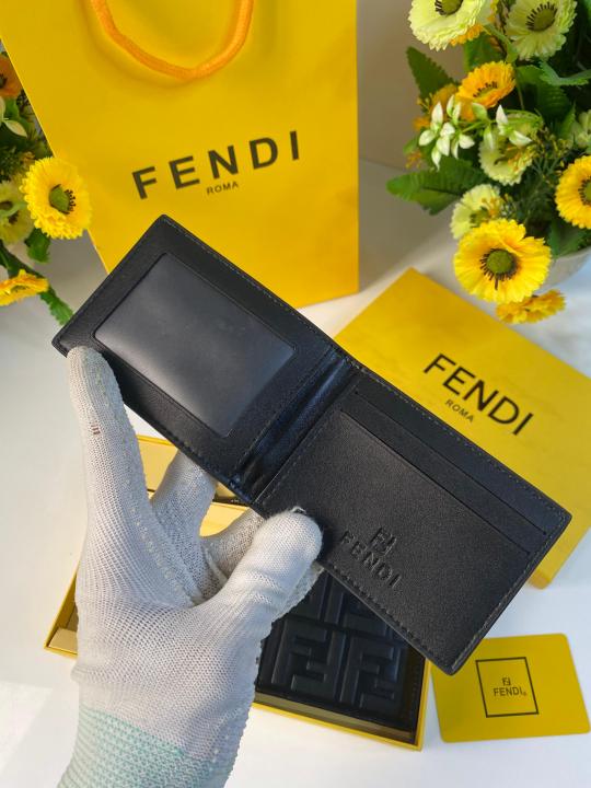 Fend_i premium wallet combo wid og box & accessories