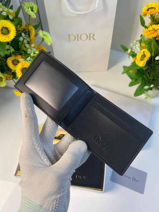 Dio_r premium wallet combo wid og box & accessories