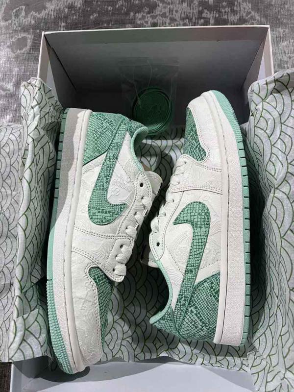 Jorda_nn 1 low year Of The Snake 2025 semi ua 527