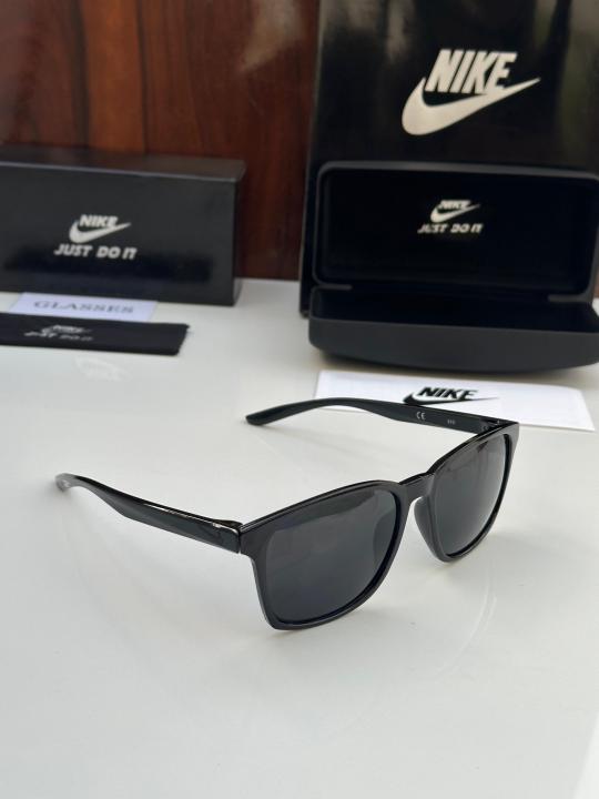 OAKLAIIY SUNGLASS D 443