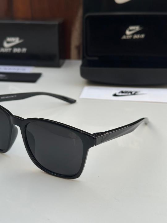 OAKLAIIY SUNGLASS D 443