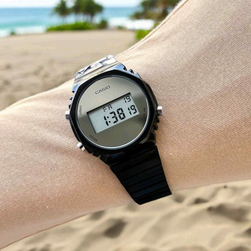 Casio vintage black