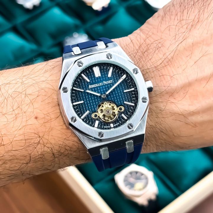WATCH M-756