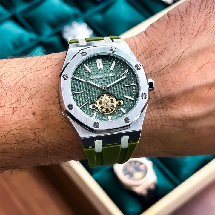 WATCH M-754