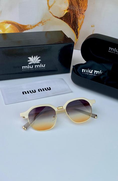 MIU-MIU SUNGLASS