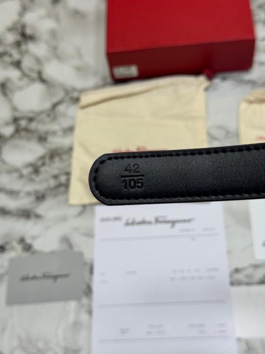 Salvatore_Ferragamo Gancini Buckle Leather Belt With Box And Dust Bag Including Carry Bag (12-4)
