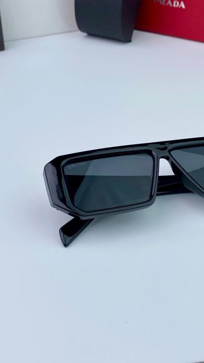 PRAD_A SUNGLASS D-21