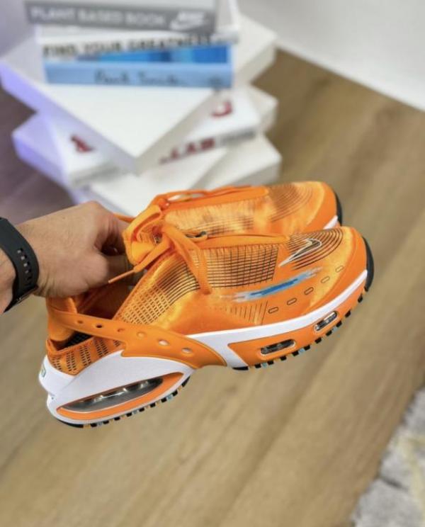 AirMax Craze Laser Orange 560