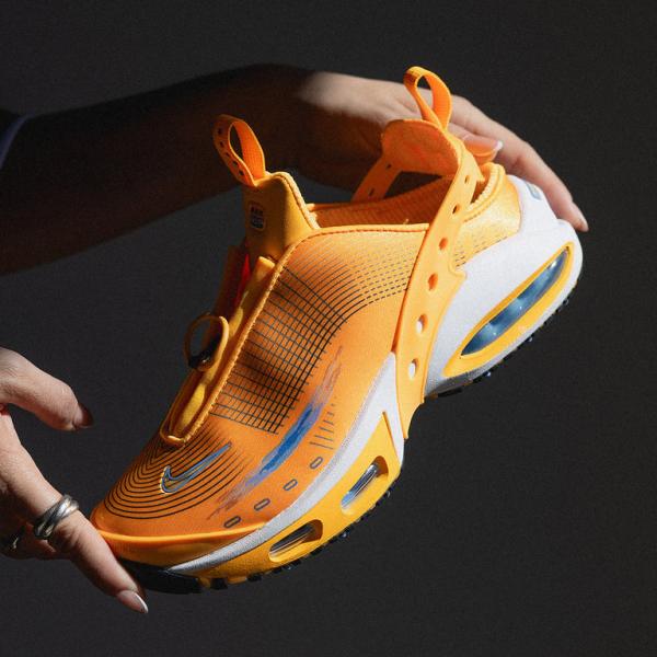 AirMax Craze Laser Orange 560