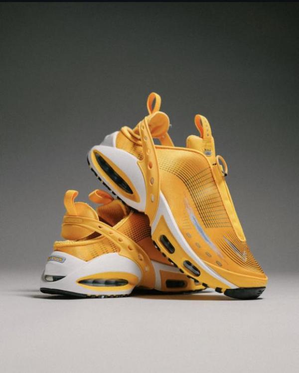 AirMax Craze Laser Orange 560