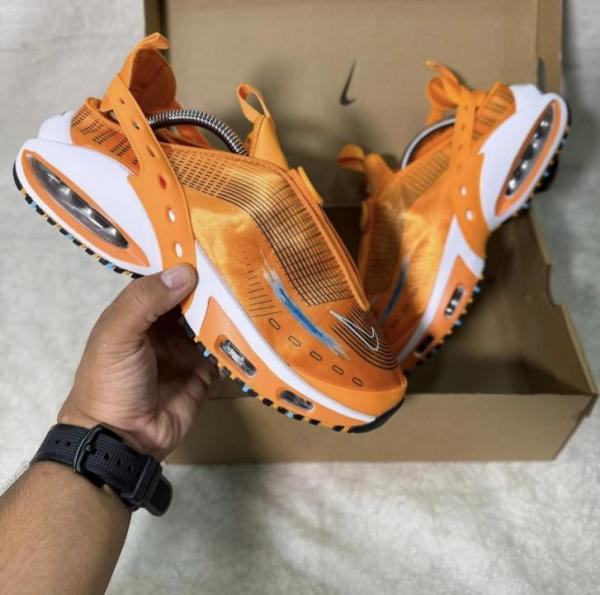 AirMax Craze Laser Orange 560