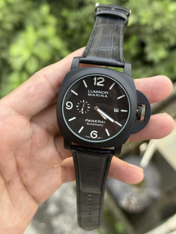 Luminor Panerai Marina Mens Watch (Black)