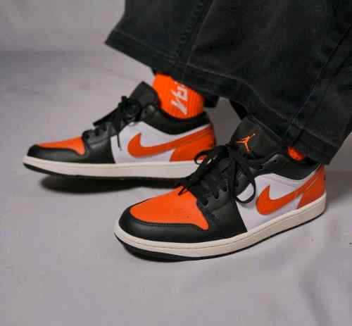 NIKEE AIR JORDAN LOW ALTERNATE SHATTERED BACKBOARD