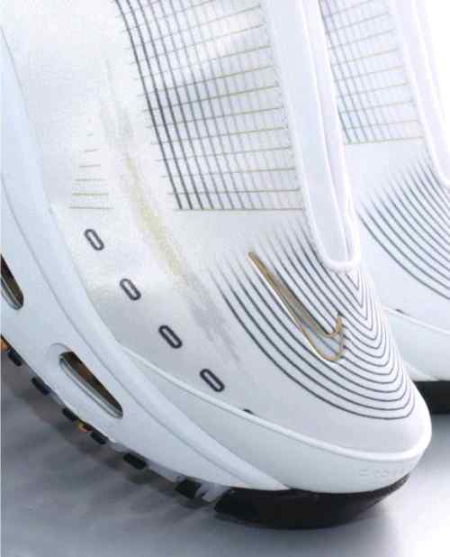 Nikee AirMax Craze White Metallic Gold