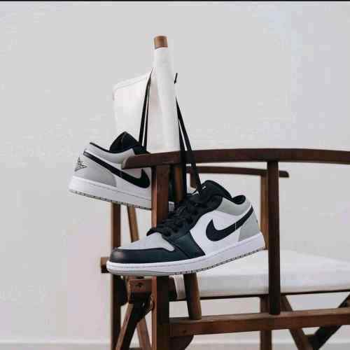 Nikee Air jordan retro 1 low shadow toe