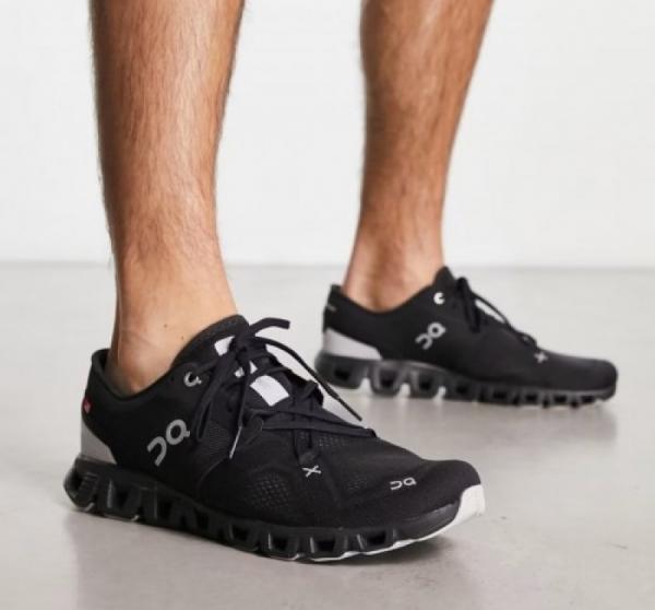 ON Cloud Running X 3 Trainers  All Black 563 sale
