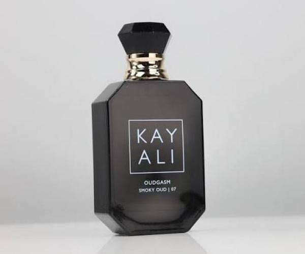 KAYALI OUDGASM SMOKY OUD 07 LONG LASTING