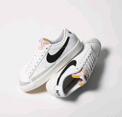 nikee Blazer 77 Low Vintage White-black
