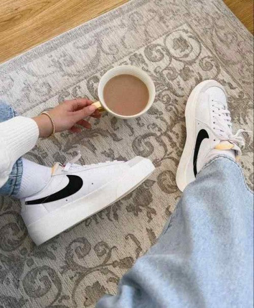 nikee Blazer 77 Low Vintage White-black