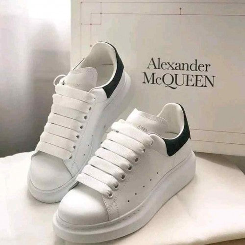Alexander MCQueen White-Black full accessories