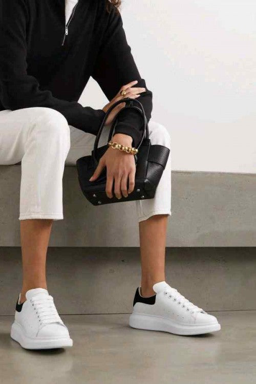 Alexander MCQueen White-Black full accessories