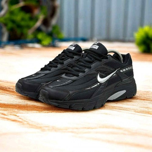 nikee Initiator Black Grey Silver