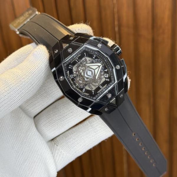 Hublo_t Big Bang Slang Chronograph