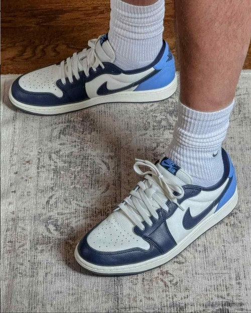 Nikee Air Jordan retro 1 Low OG Obsidian UNC