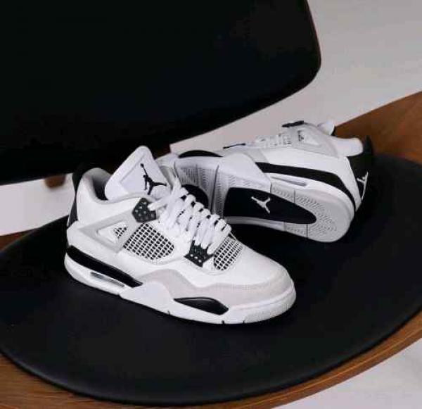 Jordan 4 Military Black Semi UA quality with special box 163