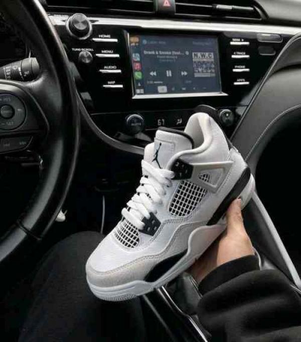 Jordan 4 Military Black Semi UA quality with special box 163