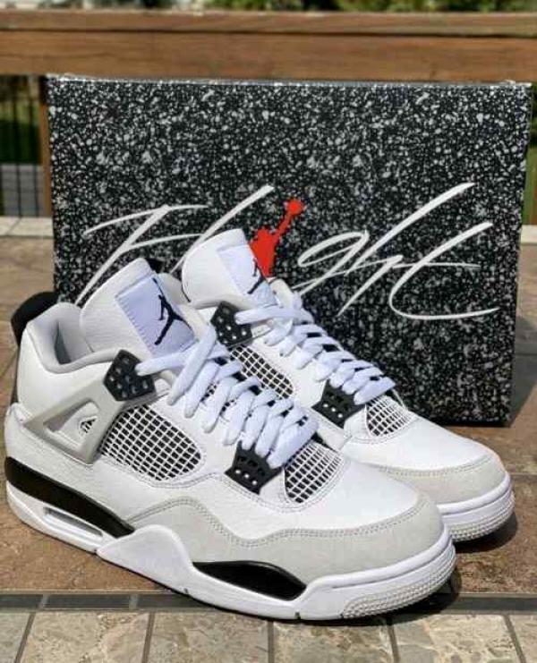 Jordan 4 Military Black Semi UA quality with special box 163