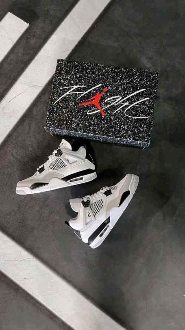 Jordan 4 Military Black Semi UA quality with special box 163
