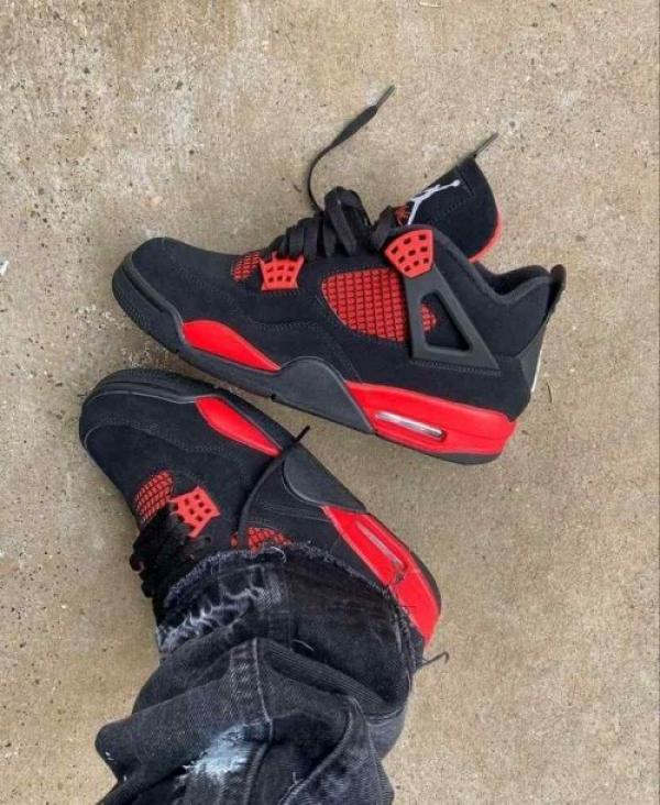 Jordan 4 Red Thunder Semi ua quality 572