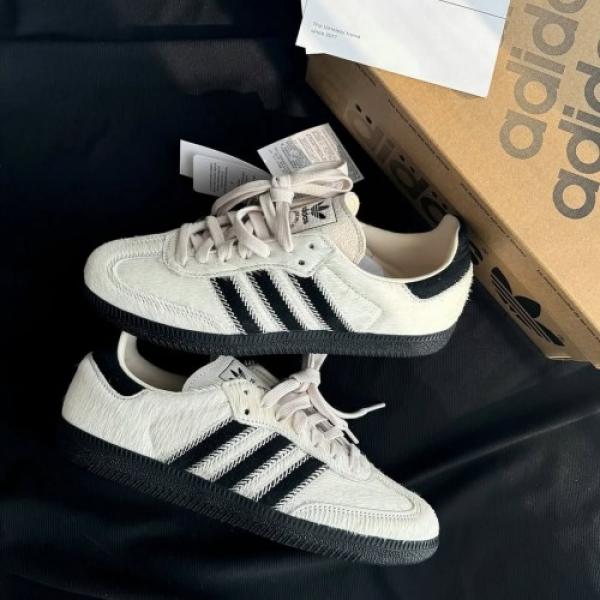 s Samba Wonder White Black 582