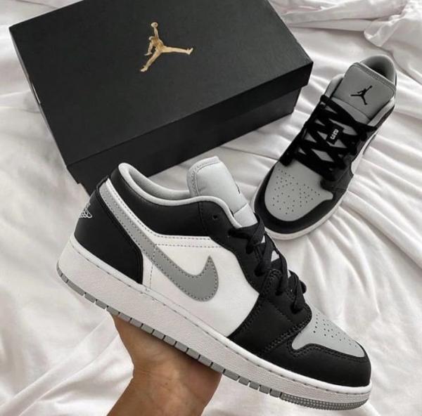 Jordan 1 low smoke grey black 569