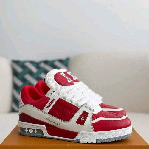 LOUISs  VUITTONn TRAINER SIGNATURE RED WHITE