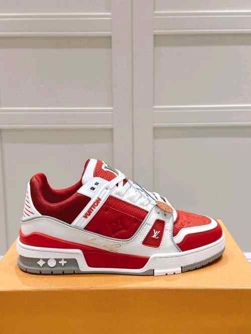 LOUISs  VUITTONn TRAINER SIGNATURE RED WHITE