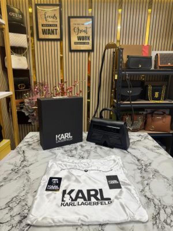 Karl lagerfeld KKushion Pleated Shoulder Bag With Box And Dust Bag (Black) (V-KA669)