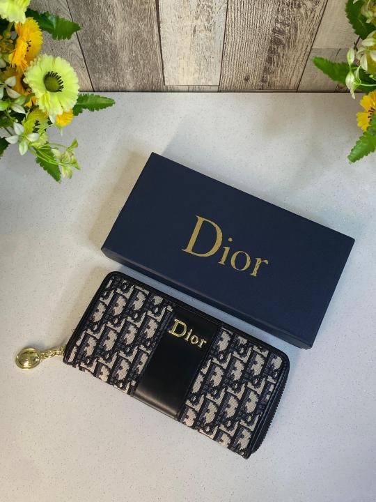 DIO_R PREMIUM WOMENS ZIPPER WALLET WID OG BOX ETC11