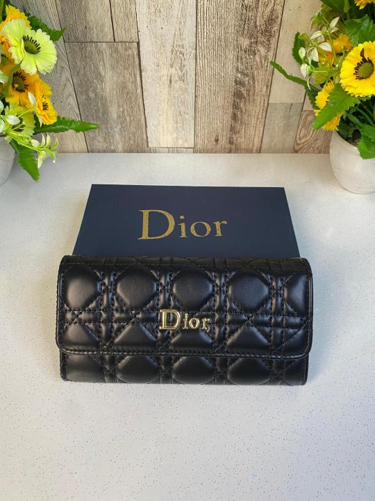 DIO_R PREMIUM WOMENS ZIPPER WALLET WID OG BOX ETC 12